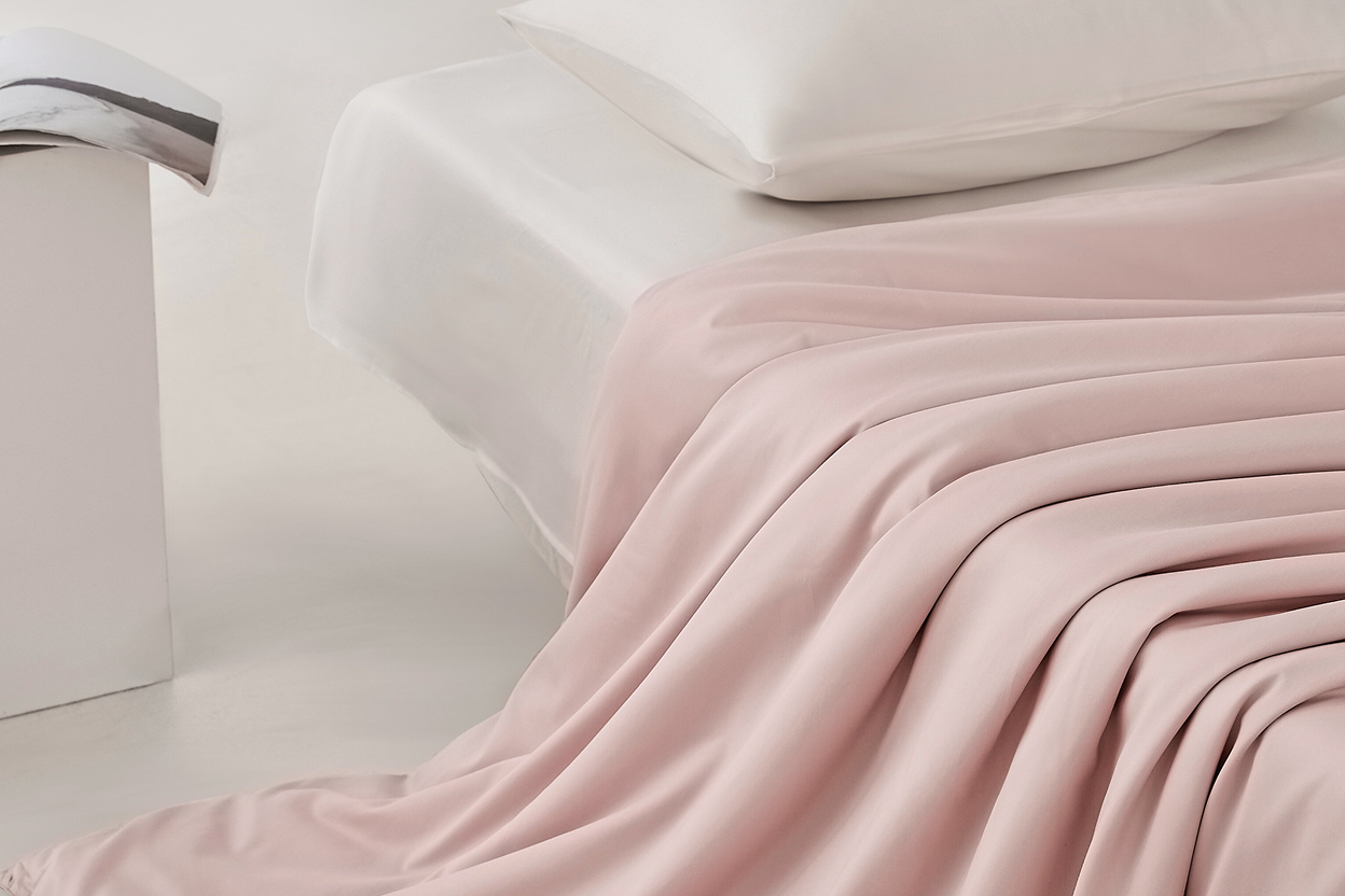 The Ultimate Guide to Mulberry Silk Duvets: Benefits, Fill Weight, and How to Choose