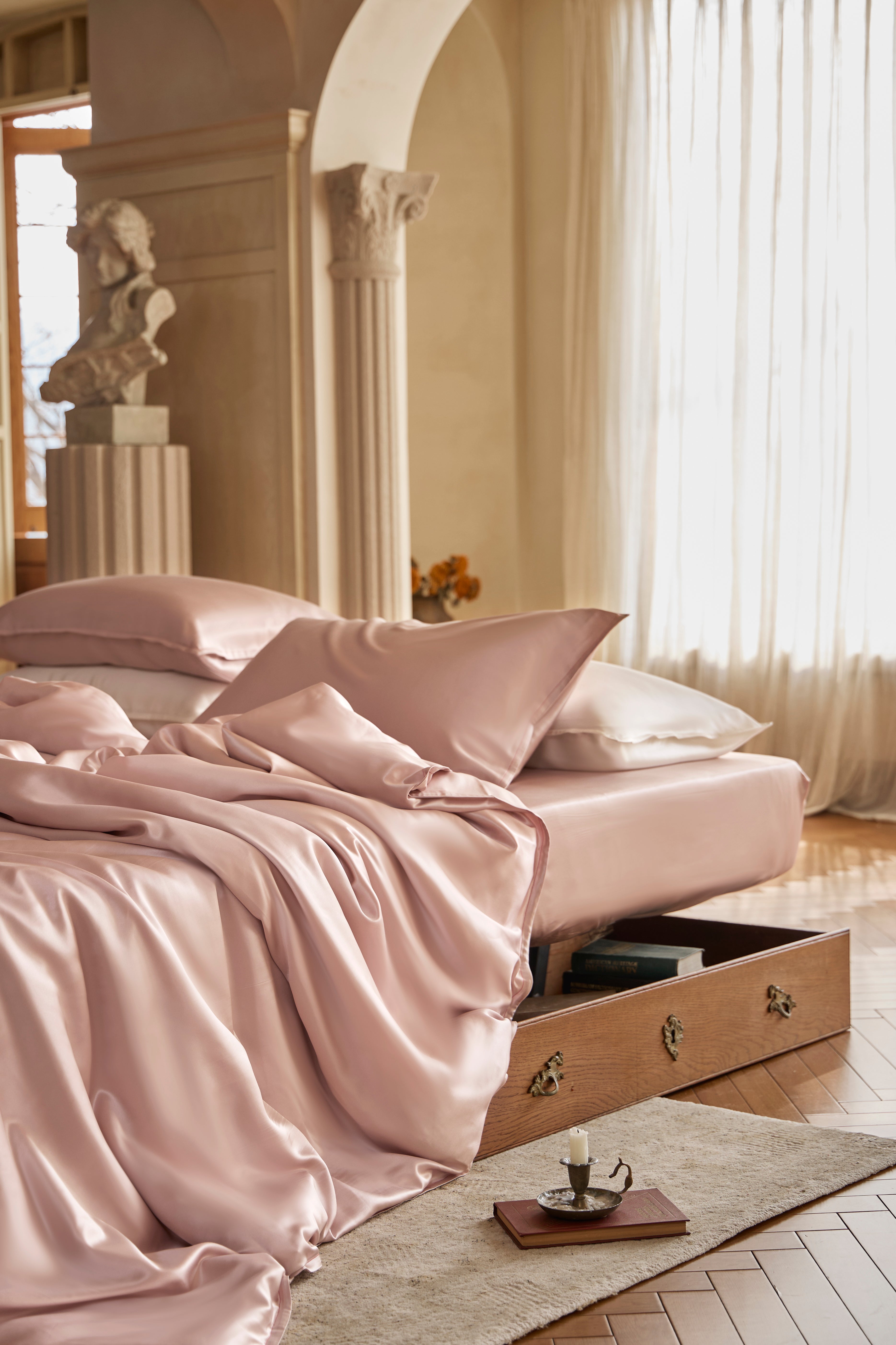 100% 25MM Mulberry Silk Move-in Bundle (4 Pcs)